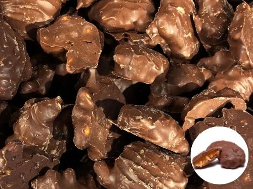 Milk Chocolate Caramel Peanut Clusters 1lb 